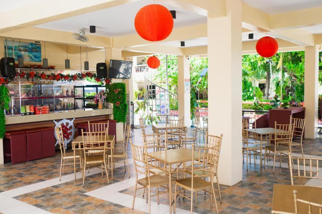 Suzuki Beach Hotel Olongapo Exterior foto