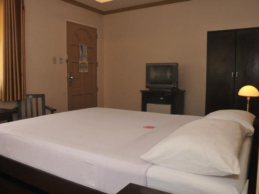 Suzuki Beach Hotel Olongapo Exterior foto